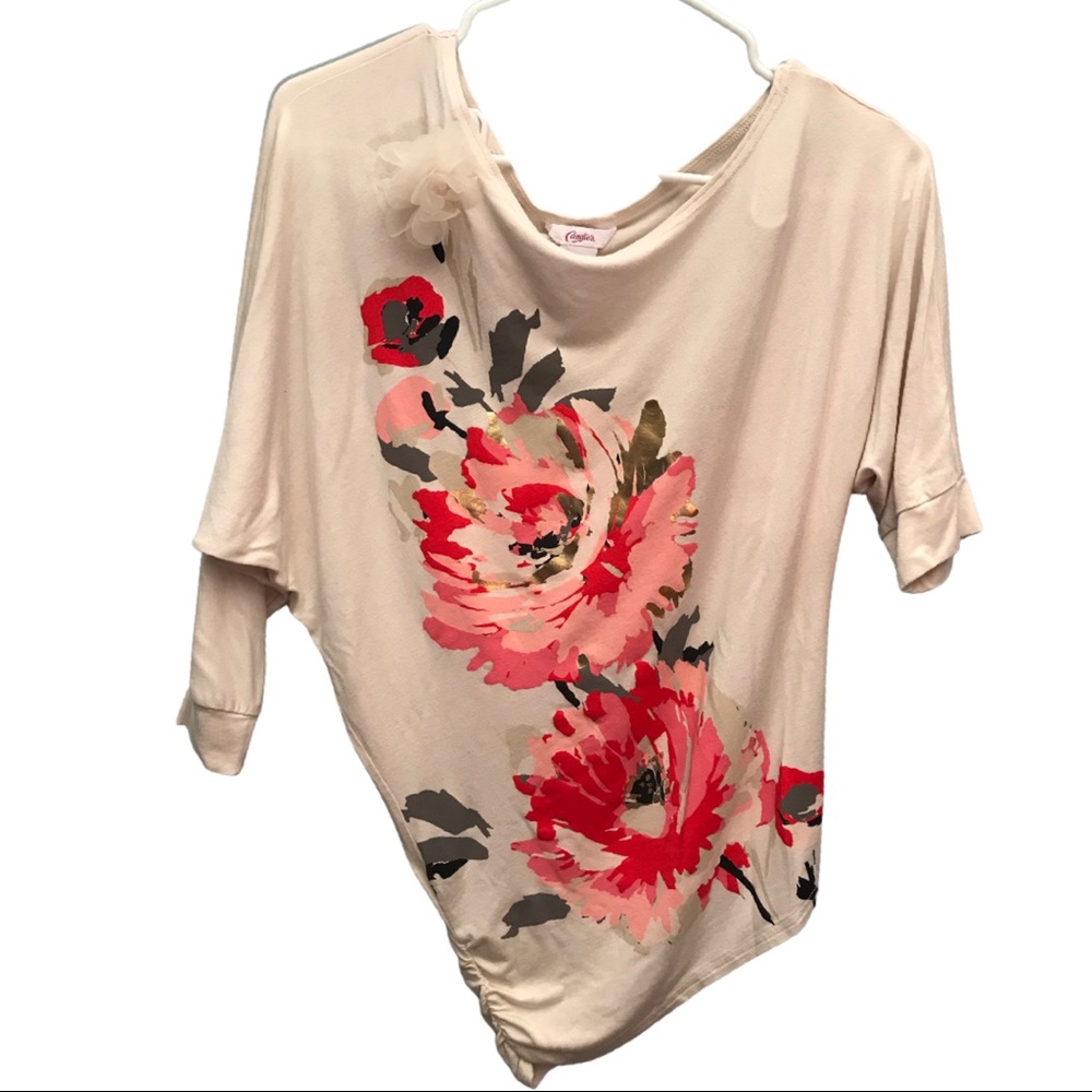 Candie’s Asymmetrical Cream & Pink Off-Shoulder Bay-Wing Sleeve Shirt in a Small